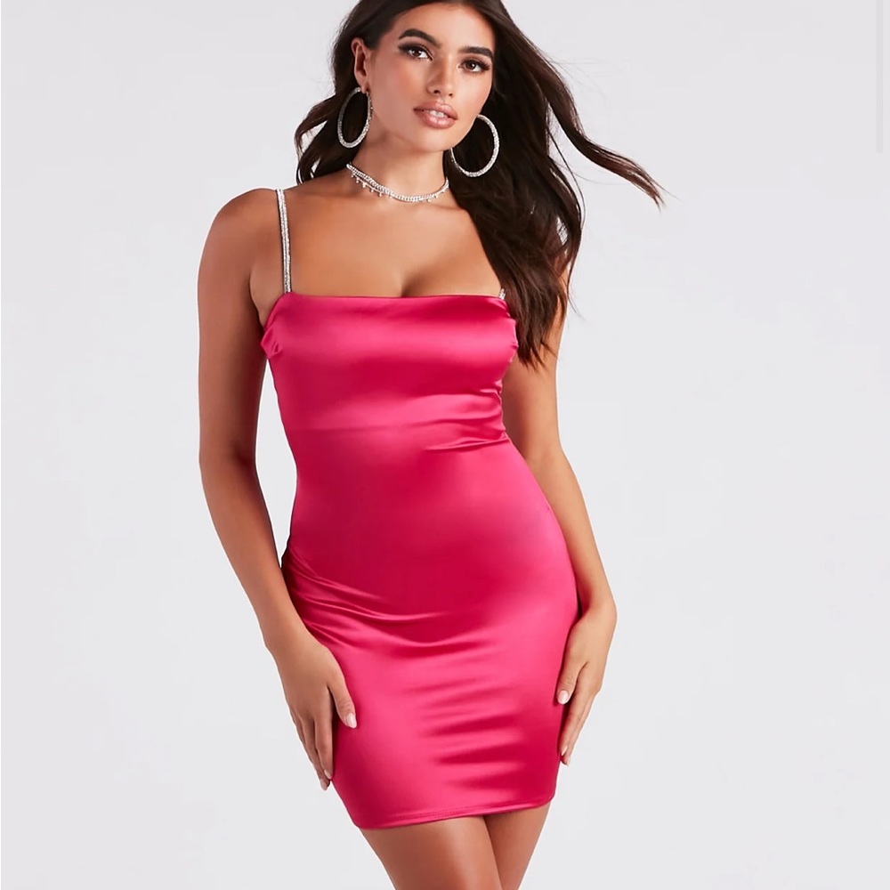 Va Va Voom Shine Satin Mini Dress NEW 🏷️